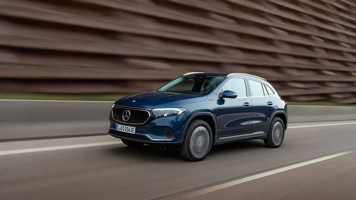 Mercedes-Benz EQA versiones con tracci&oacute;n total