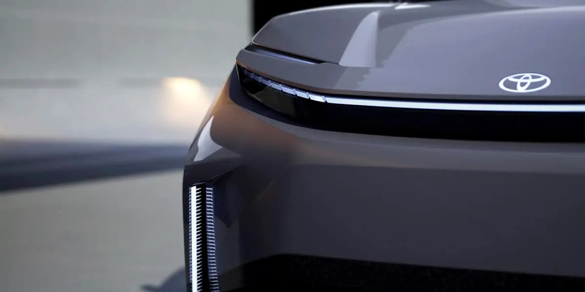 Toyota-Urban-SUV-Concept_luces_