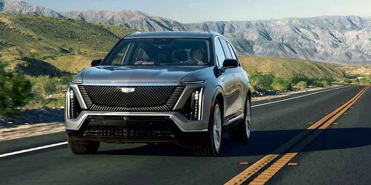 Cadillac-VISTIQ_carretera