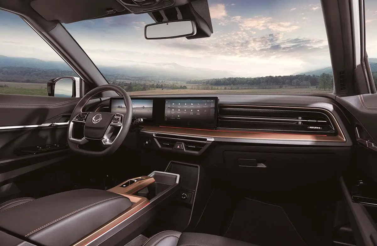 KGM Torres EVX (interior)
