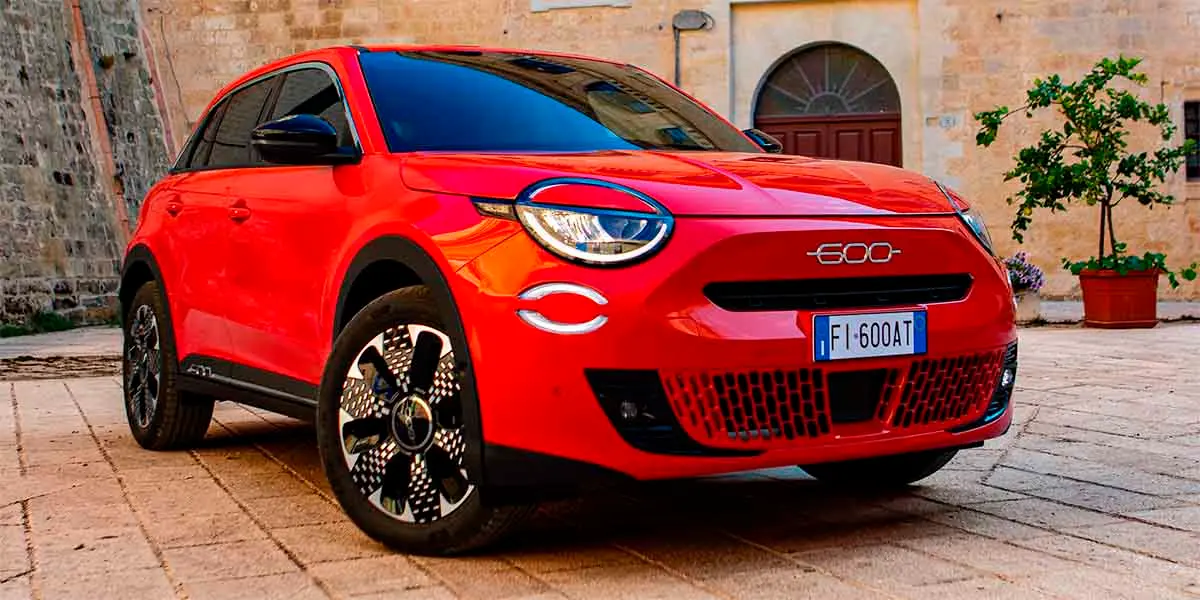 Fiat-600_rojo
