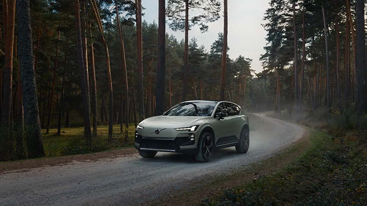 Foto del Volvo EX60 tras su presentaci&oacute;n oficial