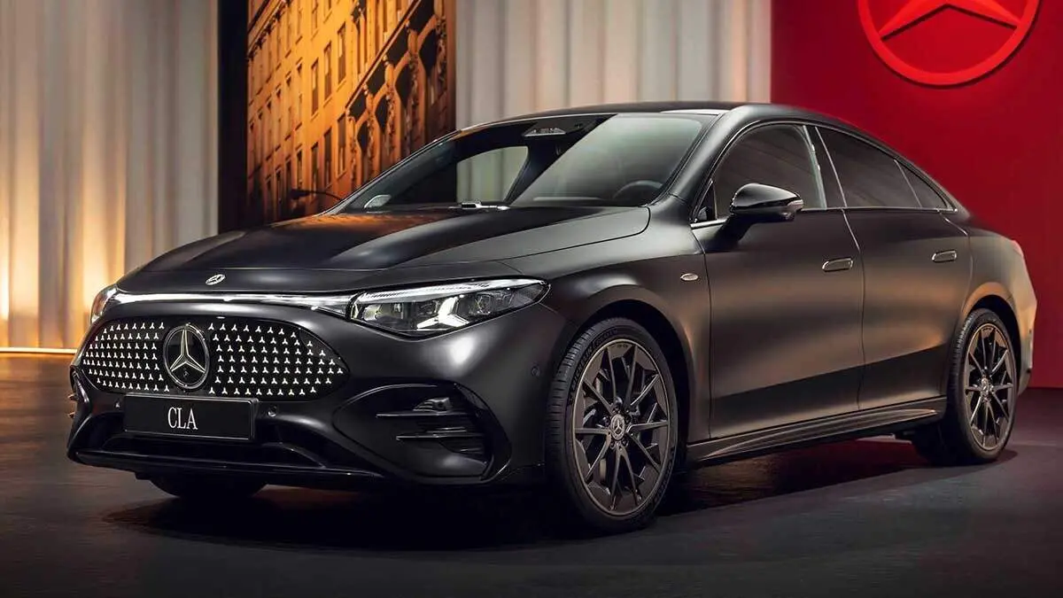 Mercedes-Benz-CLA_