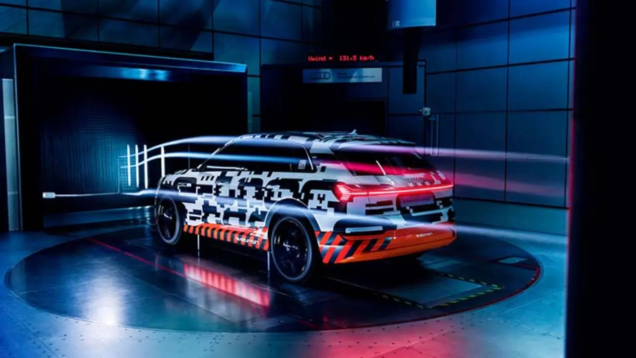 Centrol-Tunel-Viento-Audi_E-tron_quattro02