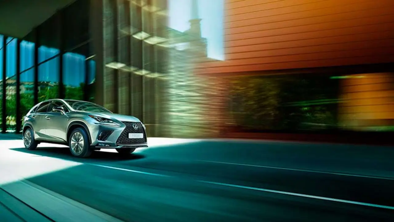 Lexus-crossover