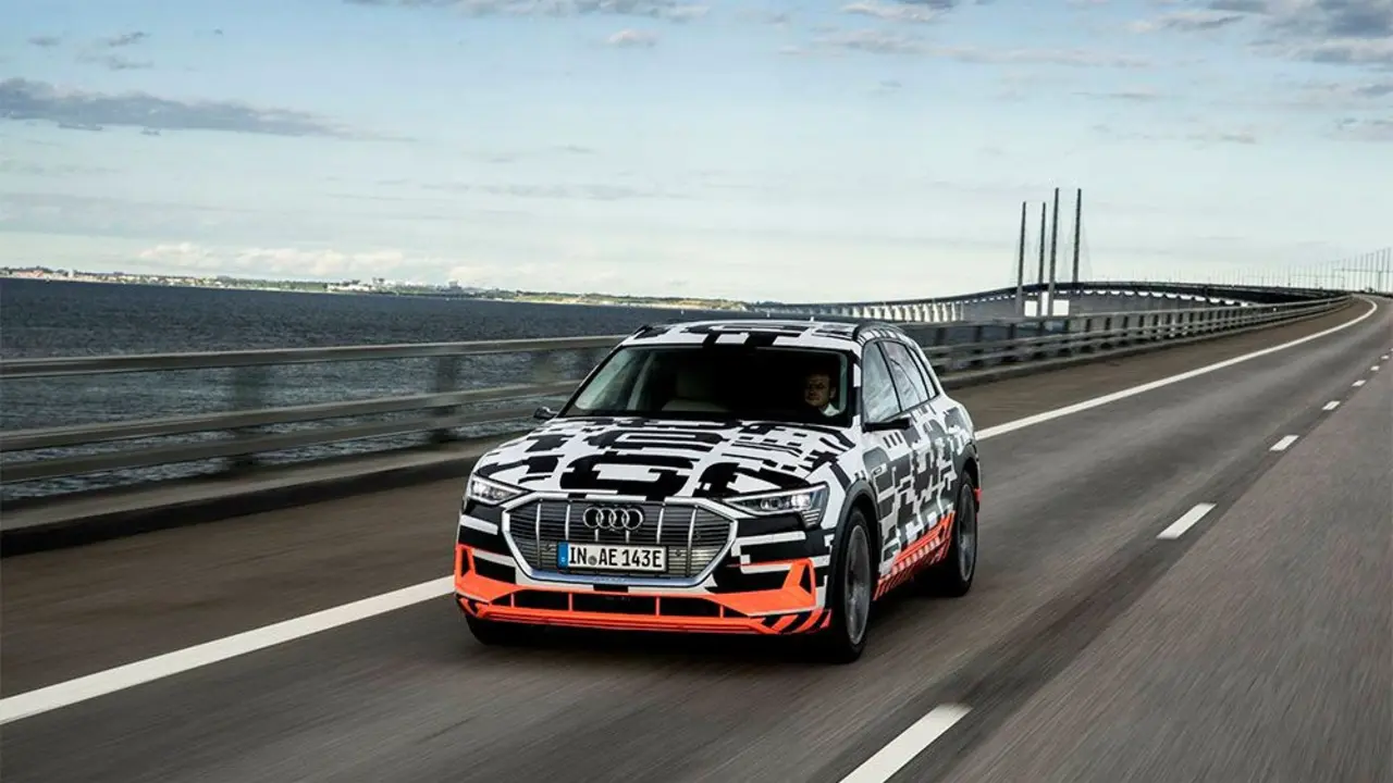 Imagen del Audi e-tron Quattro en pruebas