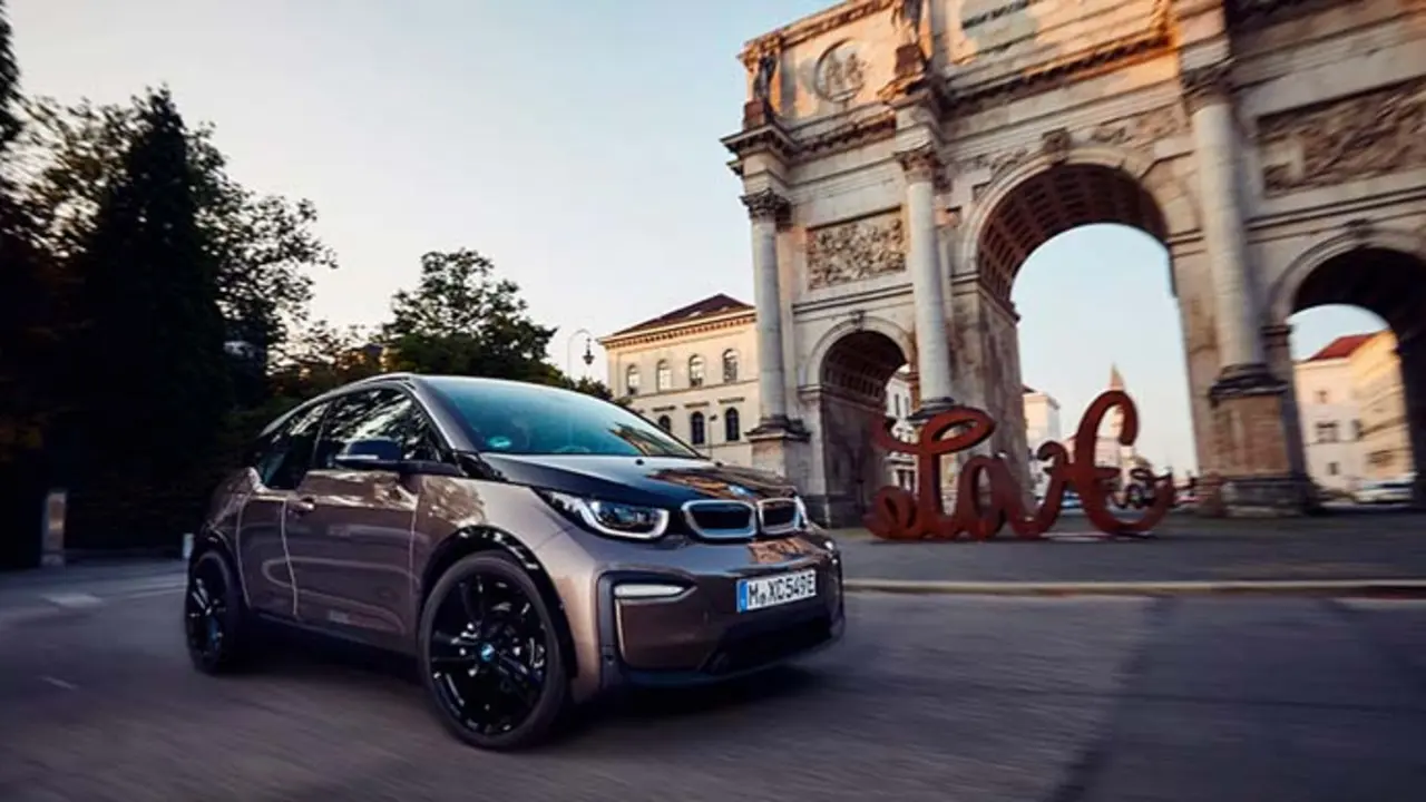 BMW i3