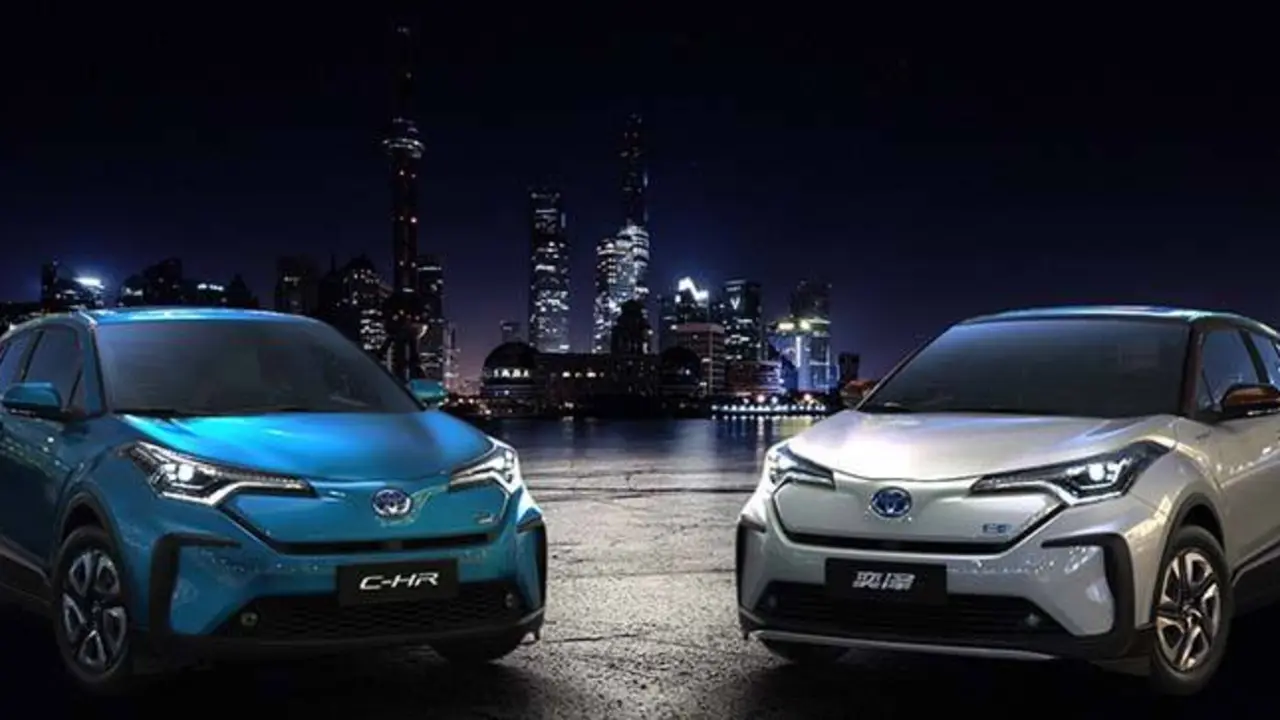 Toyota C-HR e IZOA presentado con anterioridad y destinados al mercado chino