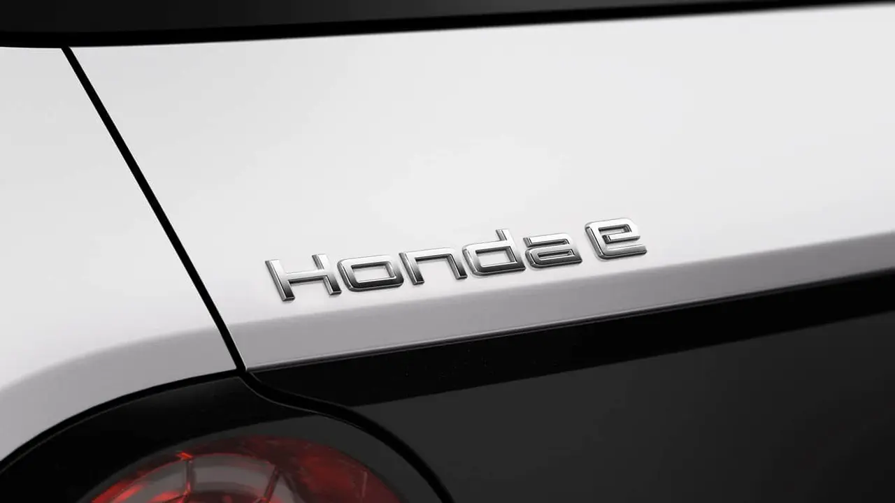 Honda e - primer el&eacute;ctrico abre las reservas