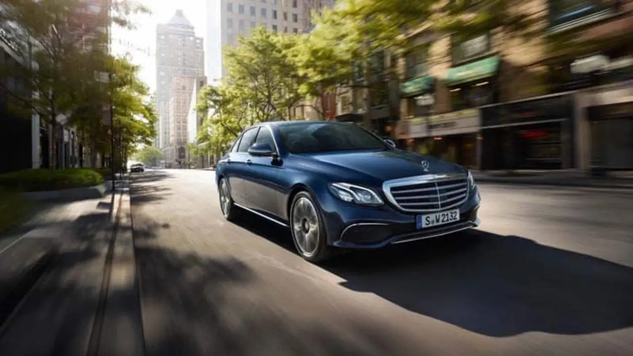 Mercedes-Benz-Clase-E-berlina-combustion-actual