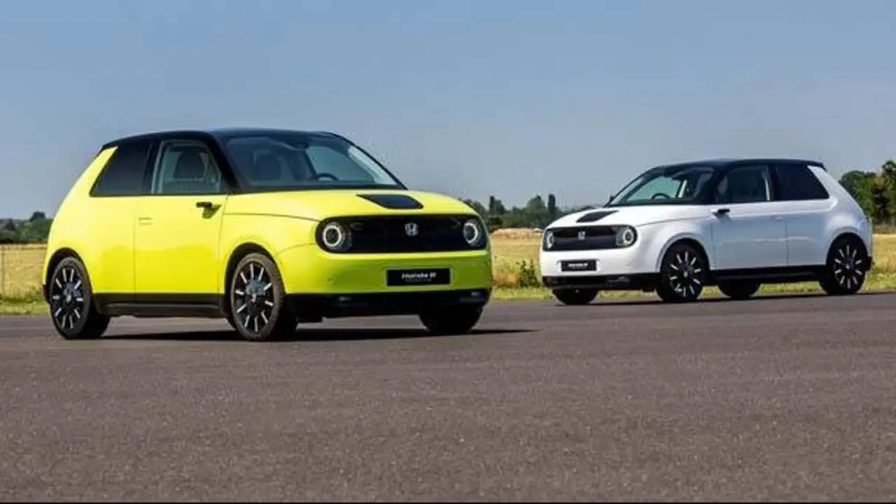 Honda-e-amarillo-blanco