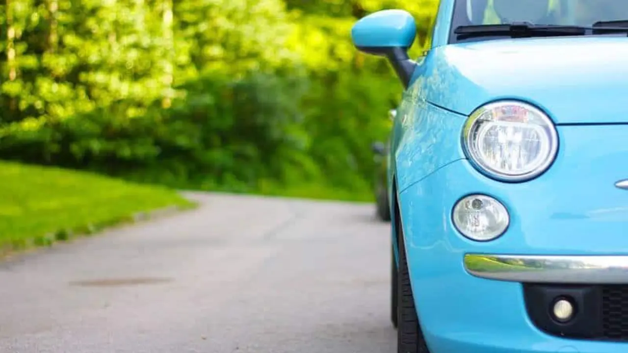 fiat-500-delantera-mitad