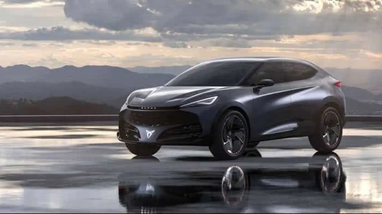 CUPRA-Tavascan-lateral_frontal_cielo