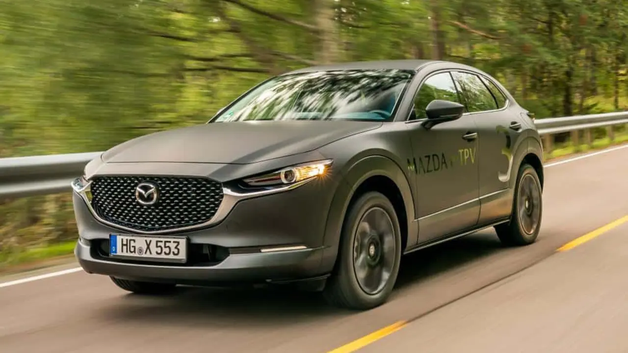 mazda-cx-3-electrico-frontal-movimiento