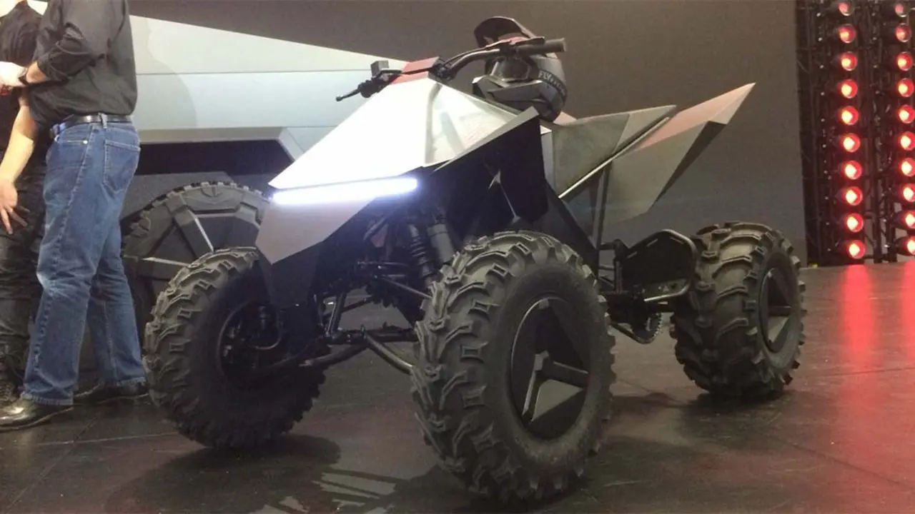 Quad de Tesla totalmente el&eacute;ctrica - Cyberquad