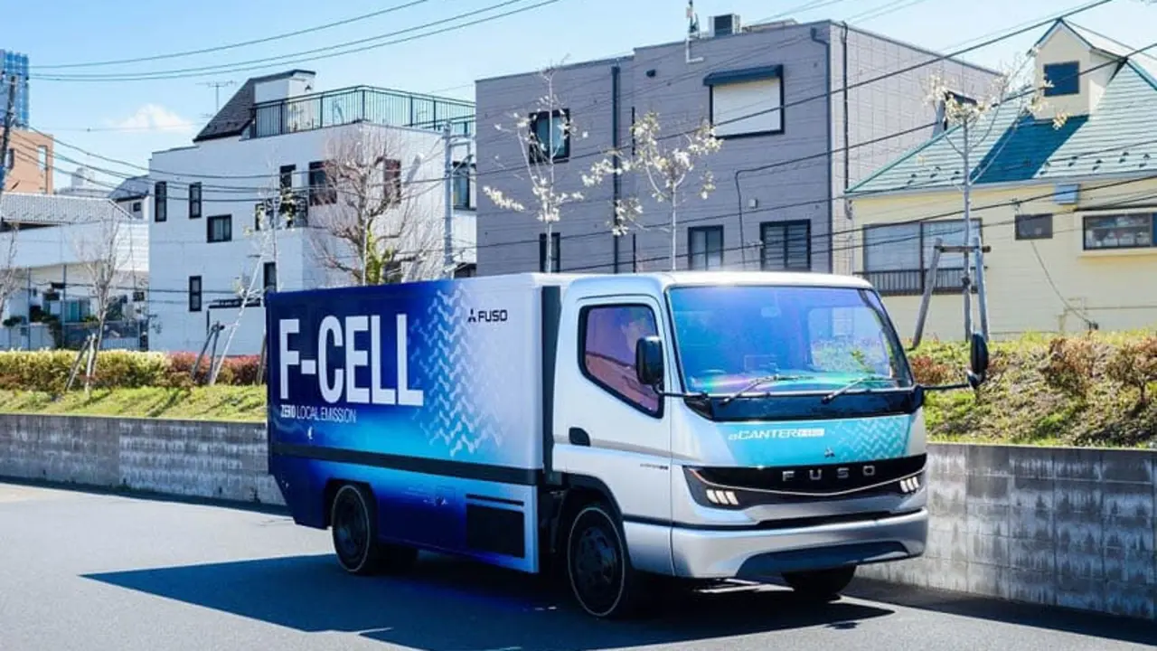eCanter-F-CELL-camion-hidrogeno_2