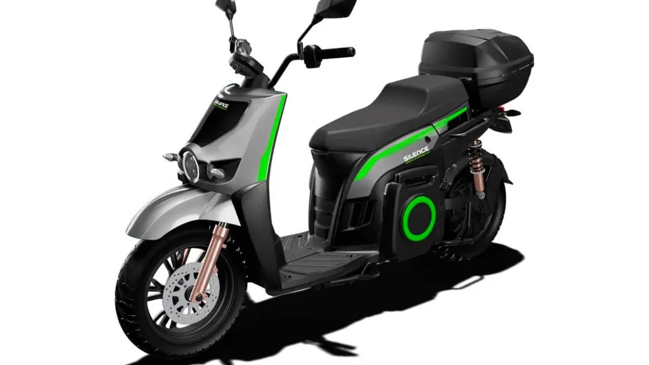 Foto de la nueva scooter el&eacute;ctrica de Silence, la Silence S02 LS
