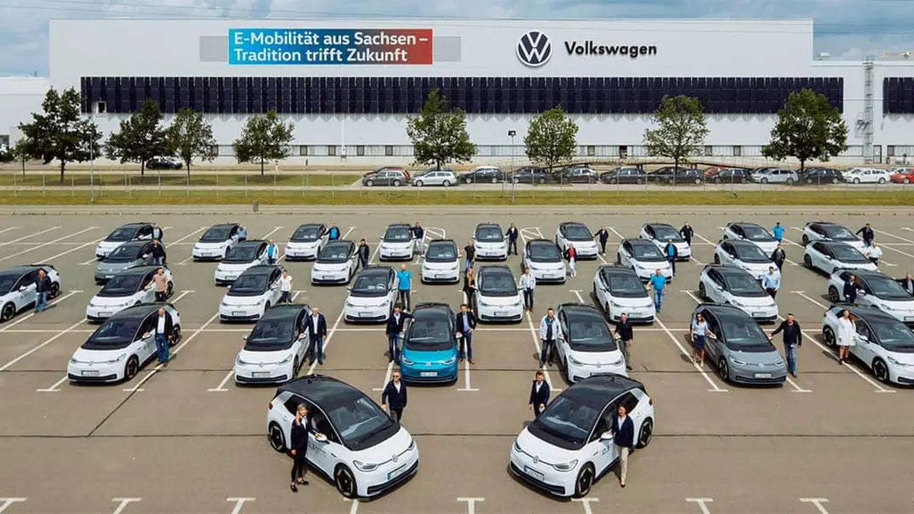 Entrega para pruebas, 150 VW ID.3 a trabadjores de Volkswagen