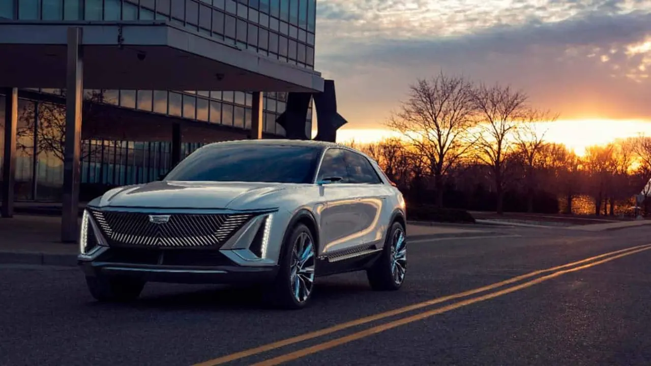 Foto del Cadillar LYRIQ, un SUV el&eacute;ctrico