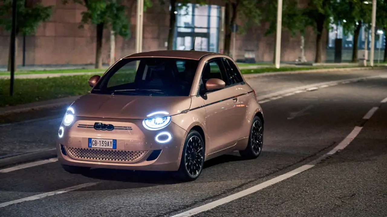 fiat-500-3+1_nueva-version_luces-noche