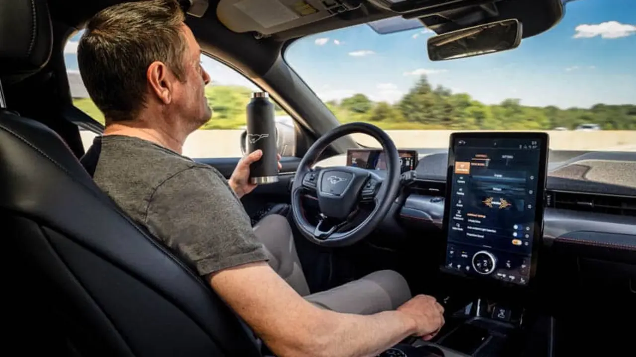 Active-Drive-Assist-Ford