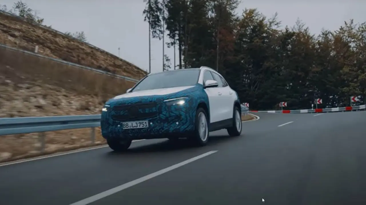 mercedes-benz-eqa-video-menos-camuflaje