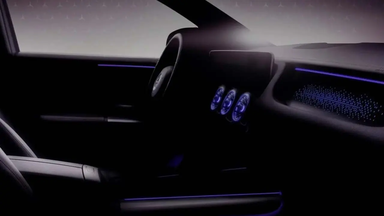 Teaser del interior del SUV compacto el&eacute;ctrico, Mercedes-Benz EQA
