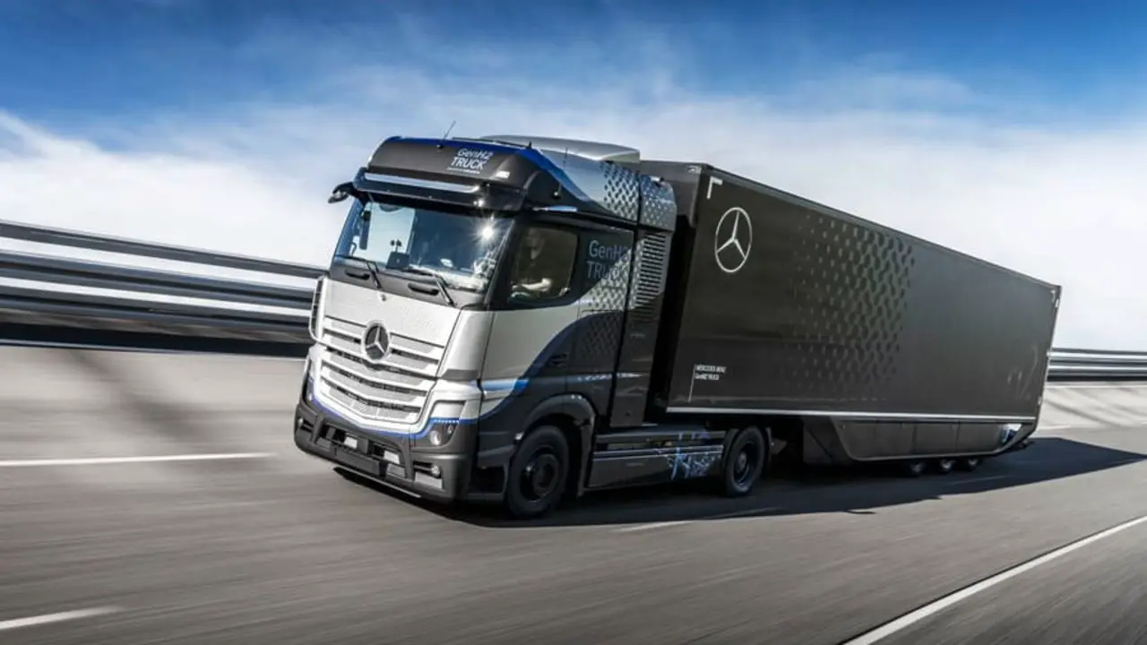 camion-Mercedes-Benz-GenH2-proxima-generacion
