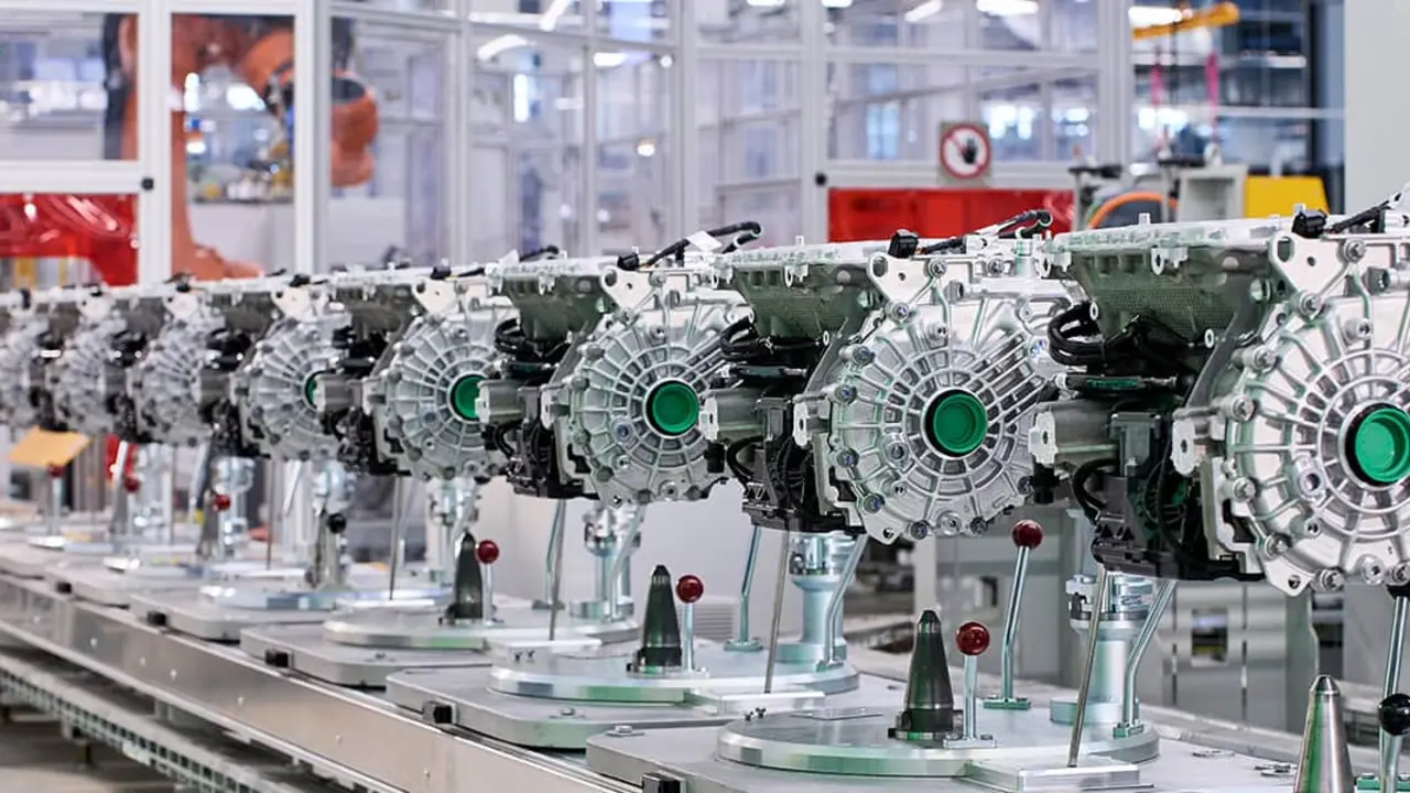 Produccion-sistemas-E-Drive-planta-Dingolfing_BMW-Group_2