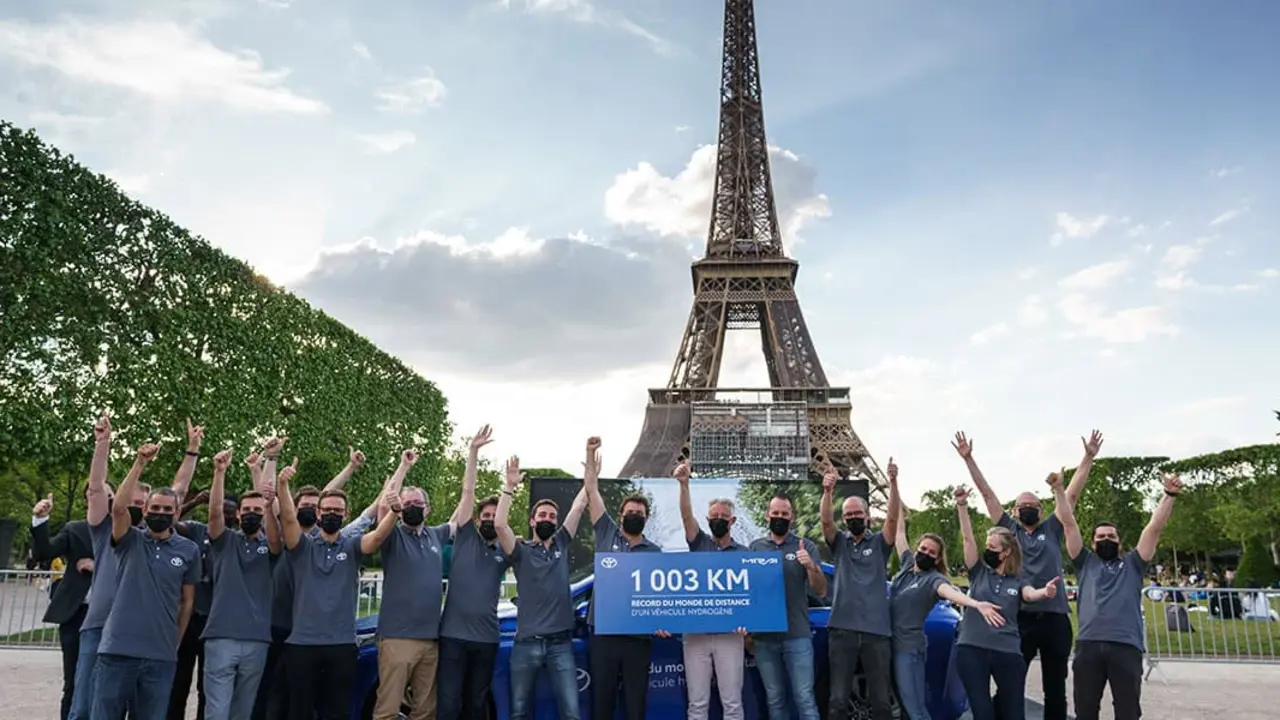 Toyota-Mirai-record-autonomia-mundial-1000-km
