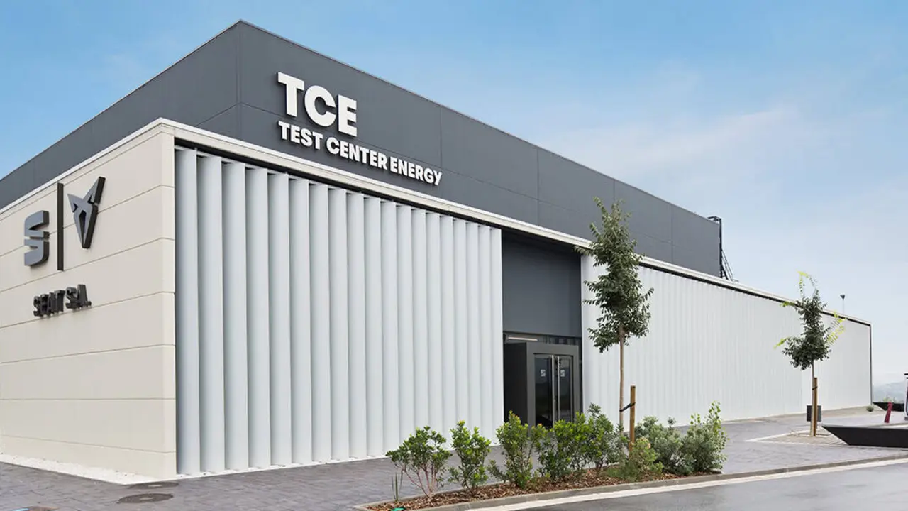 SEAT-inaugura-TCE_centro-investigacion-desarrollo-baterias-Martorell