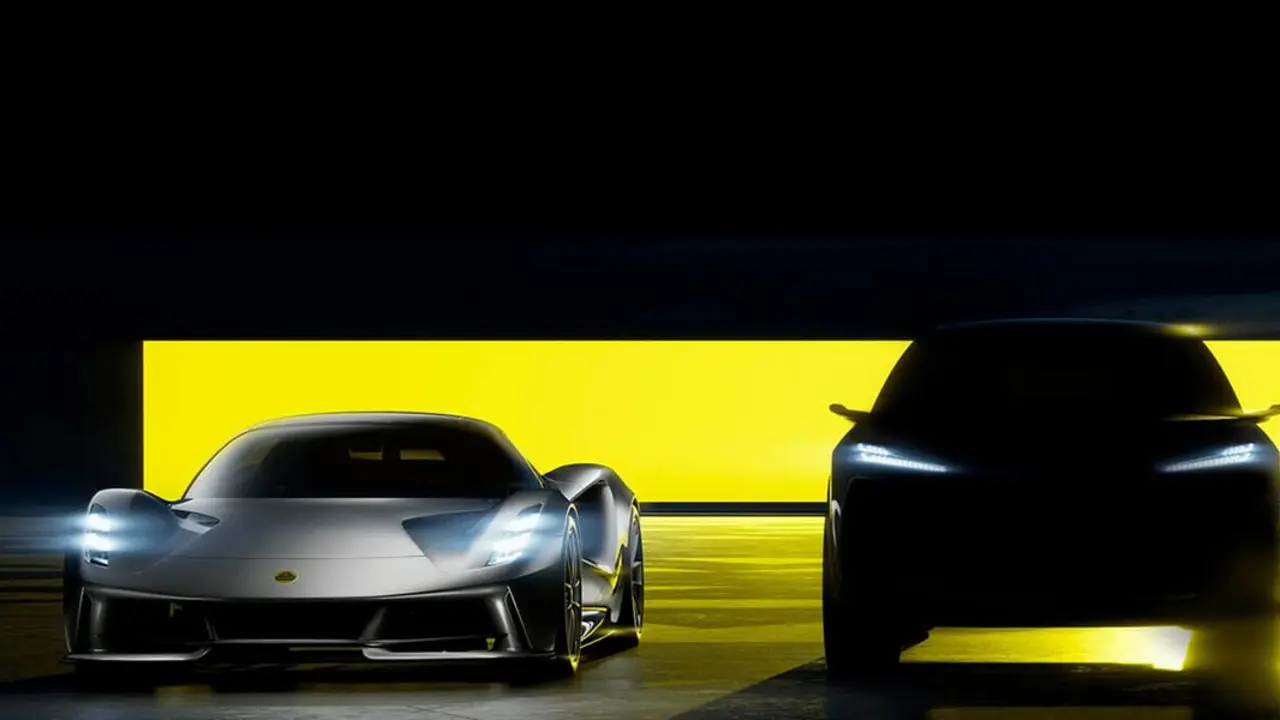 Lotus-Evija-junto-Lotus-Type-132