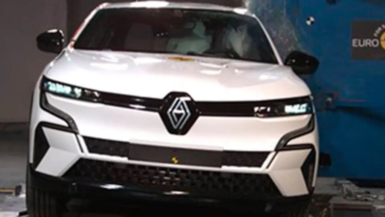 renault_megane_e-tech_2022_pruebas-Euro-NCAP