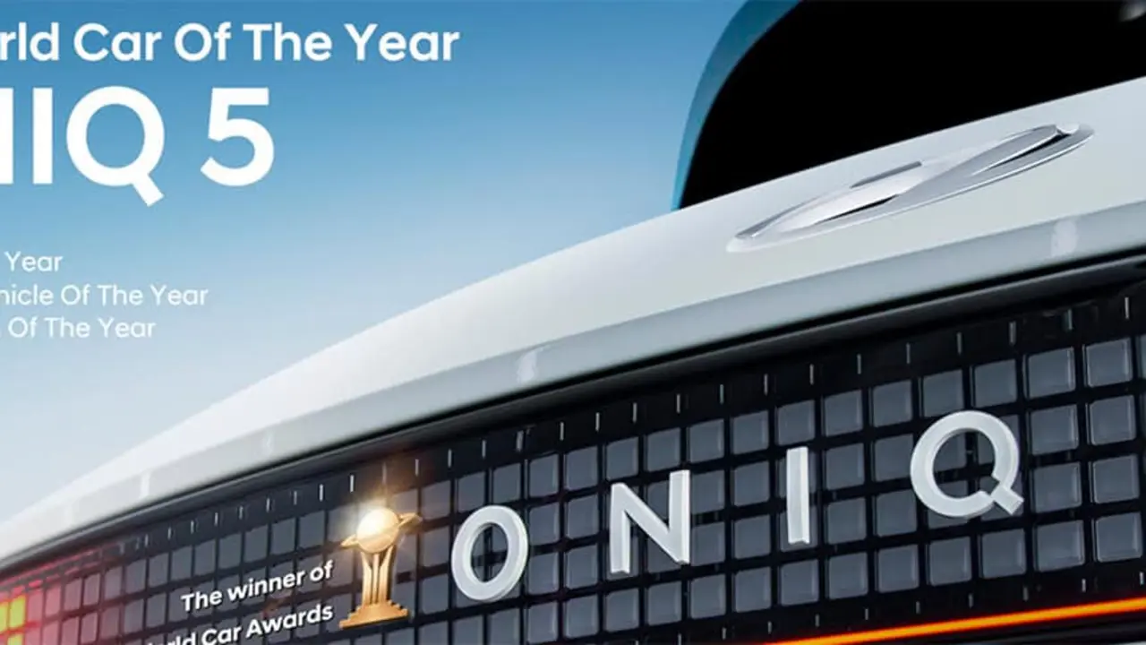 Hyundai-IONIQ-5_World-Car-Awards-2022_triplete