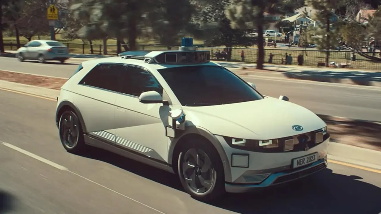Robotaxi-Hyundai-IONIQ-5-Motional