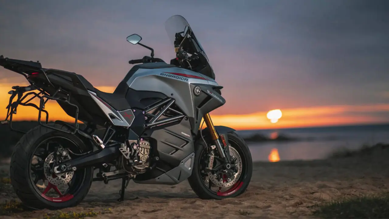Motocicleta-electrica-Energica-Experia