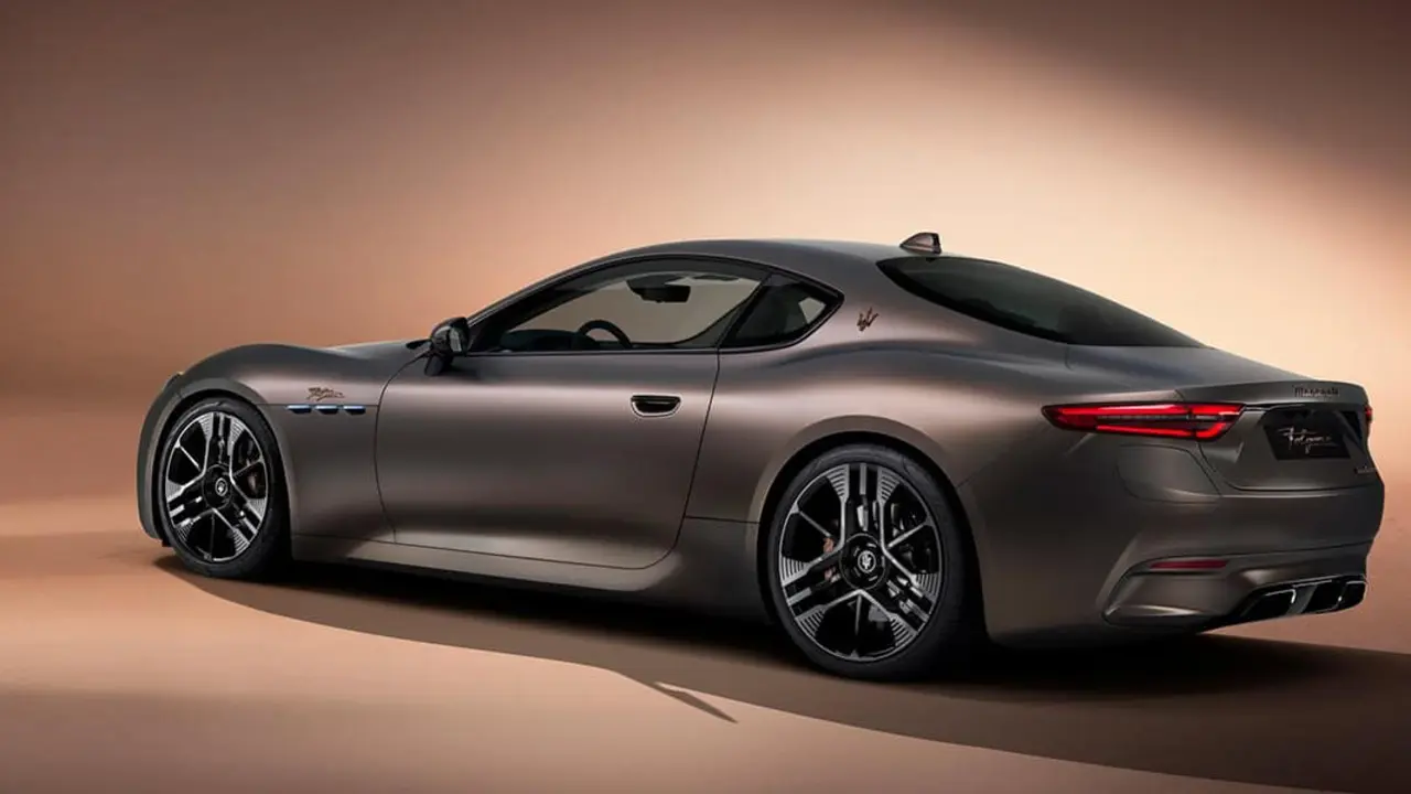 Maserati-GranTurismo-Folgore-totalmente-electrico_lateral-trasera