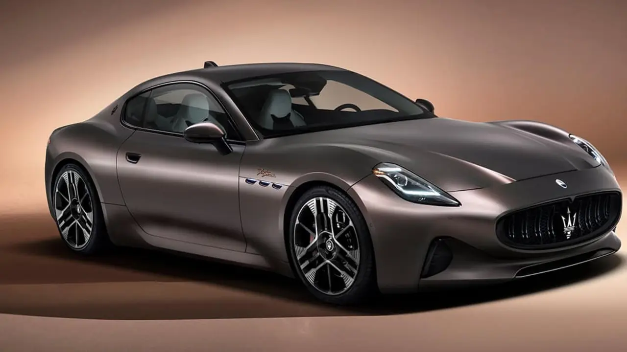 Maserati-GranTurismo-Folgore-totalmente-electrico_lateral-trasera