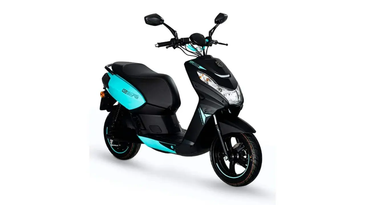 Peugeot e-StreetZone - scooter el&eacute;ctrica