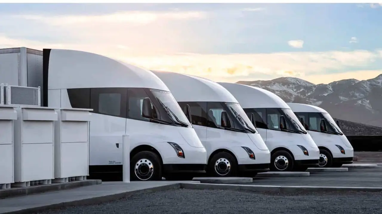 camiones Tesla Semi