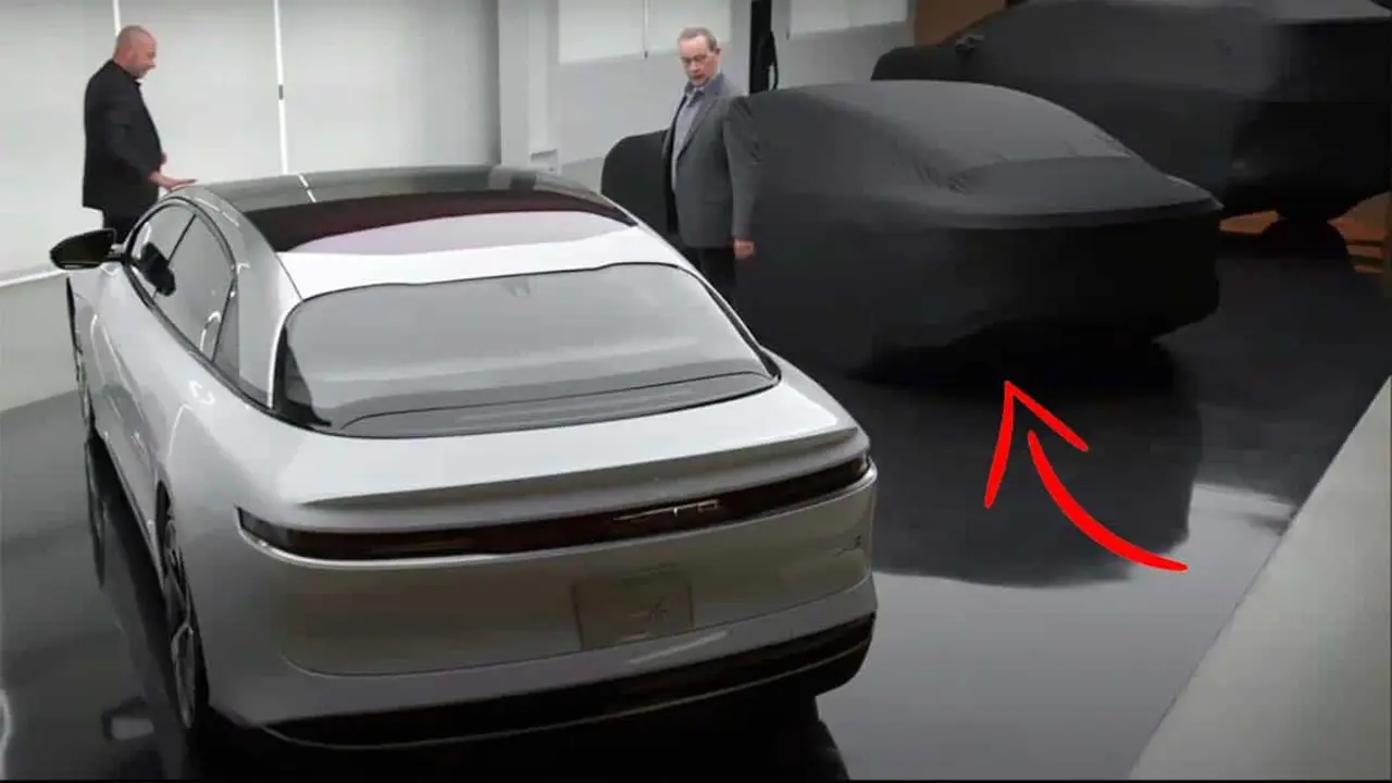 Foto del tercer coche el&eacute;ctrico de Lucid Motors, un sed&aacute;n