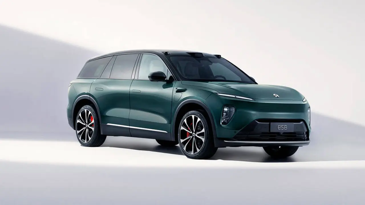 NIO ES8