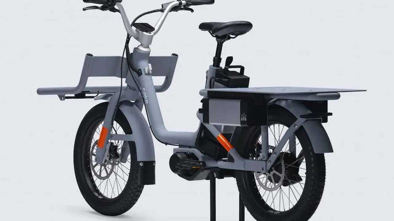 CAKE-Aik-nueva-bicicleta-electrica-uso-comercial_trasera