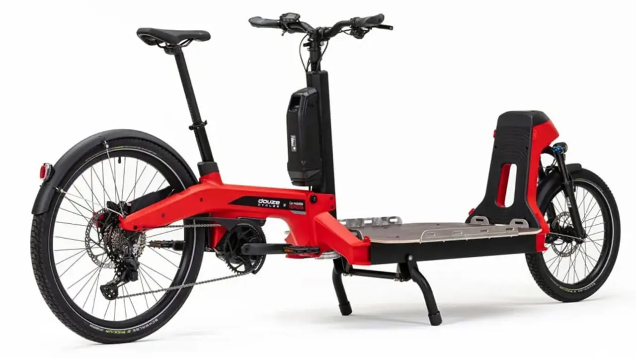 Toyota-bicicleta-electrica-carga