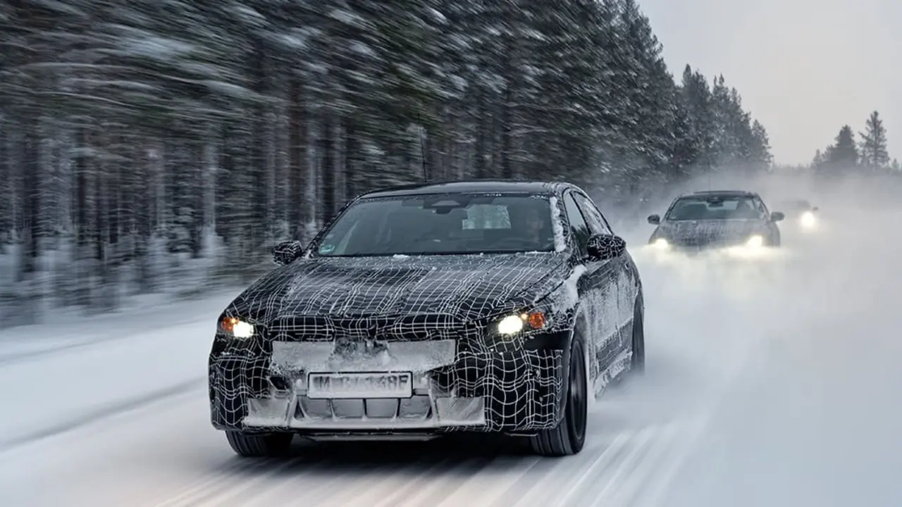 Pruebas-BMW-i5_nieve-hielo_frontal