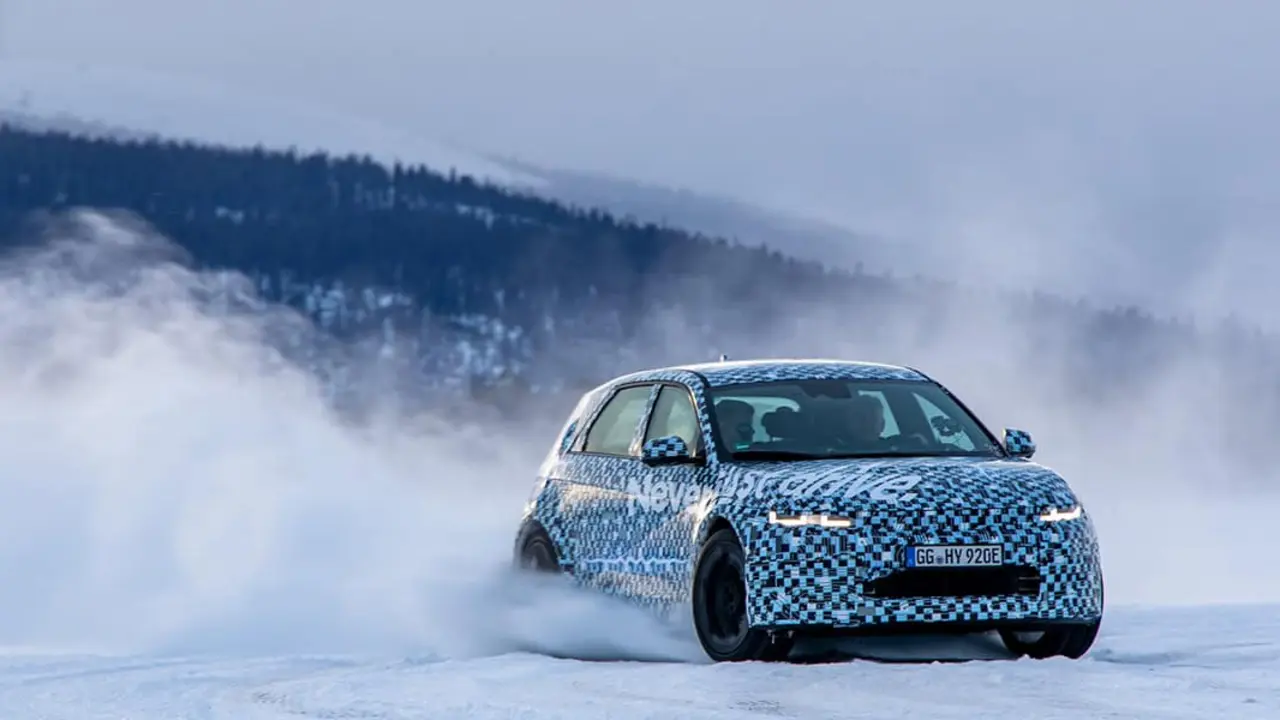 Hyundai-IONIQ-5-N-test-nieve