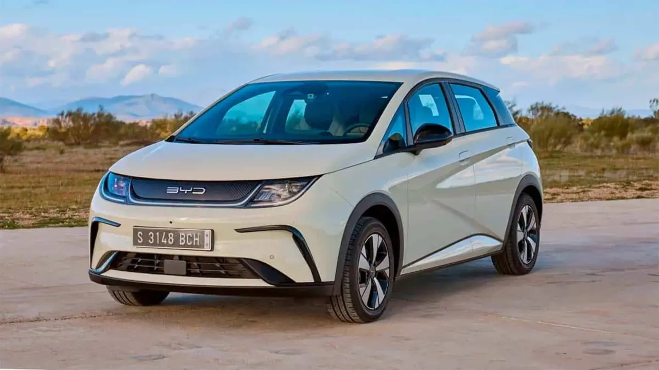 BYD DOLPHIN 