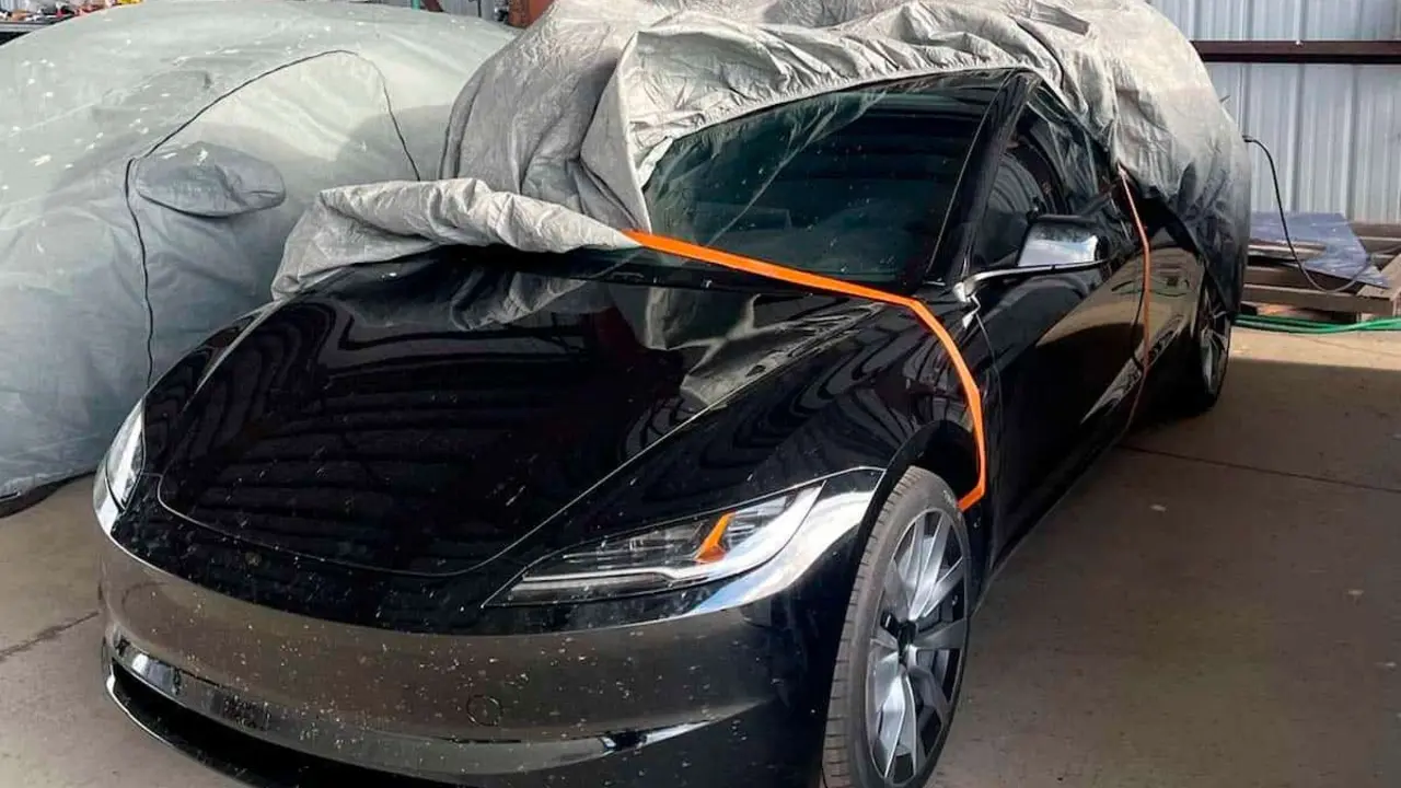 Foto esp&iacute;a del Tesla Model 3 2023 (Highland)