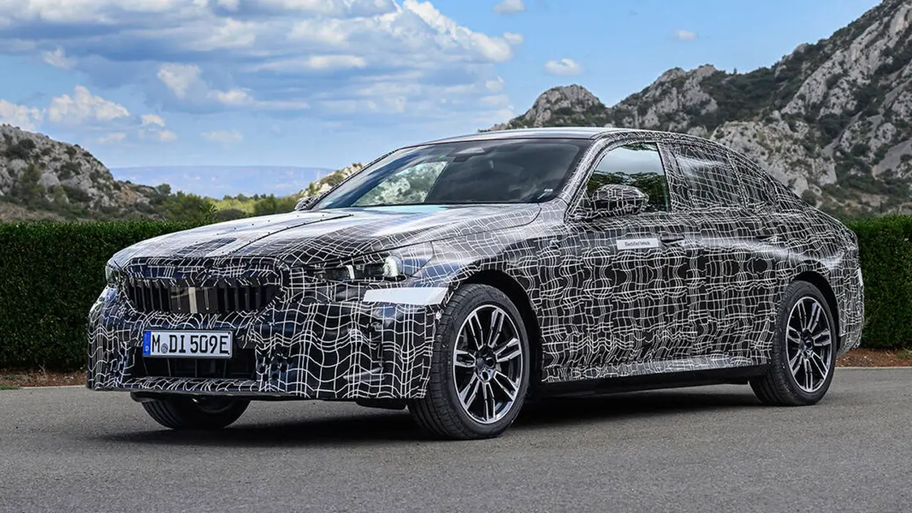BMW-i5-pruebas-verano_camuflaje