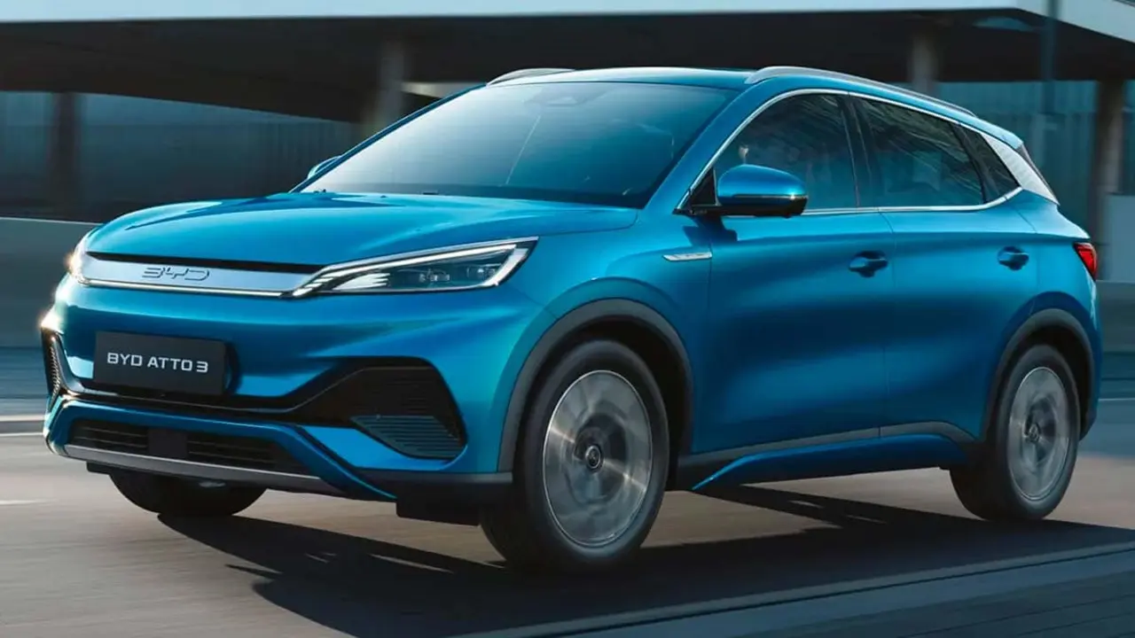 BYD ATTO 3 en ciudad